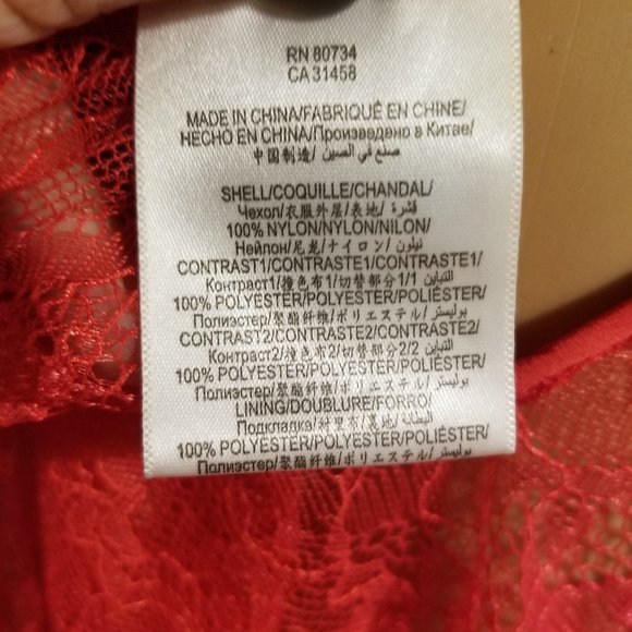 BCBG MaxAzria red lace blouse size L - Picture 8 of 10